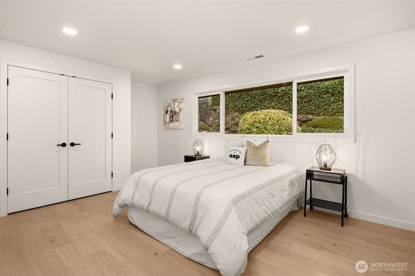 Property photo for 3702 W Fulton Street, Seattle photo 31
