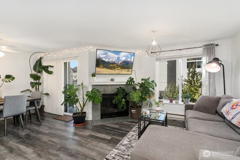 Property photo for 4831 Fauntleroy Way SW #206, Seattle