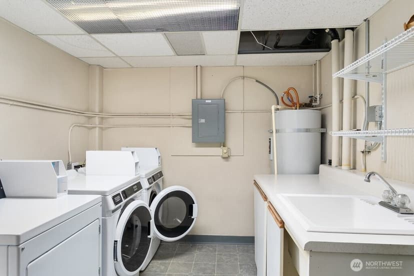 Property photo for 4831 Fauntleroy Way SW #206, Seattle photo 16
