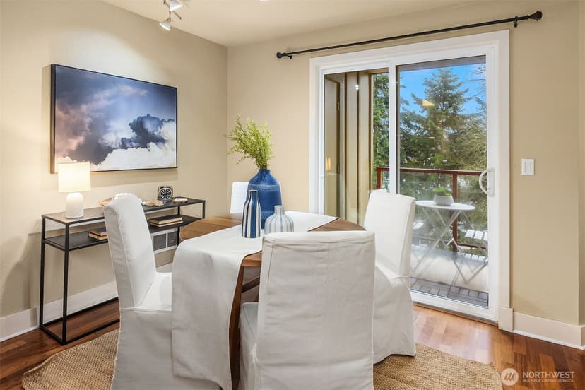 Property photo for 11058 NE 33rd Place #D3, Bellevue photo 13