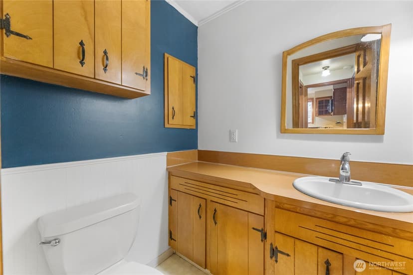 Property photo for 10919 101st Avenue SW, Lakewood photo 12