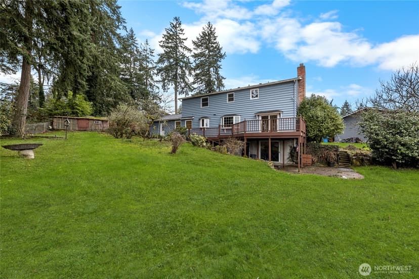 Property photo for 10919 101st Avenue SW, Lakewood photo 30