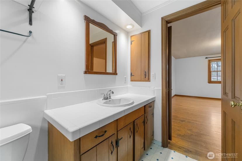 Property photo for 10919 101st Avenue SW, Lakewood photo 20