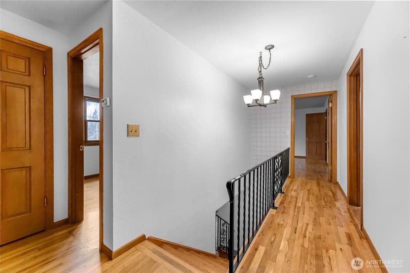 Property photo for 10919 101st Avenue SW, Lakewood photo 15