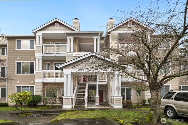 Property photo for 15300 112th Avenue NE #C304, Bothell
