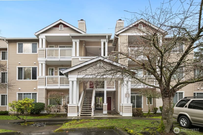 Property photo for 15300 112th Avenue NE #C304, Bothell