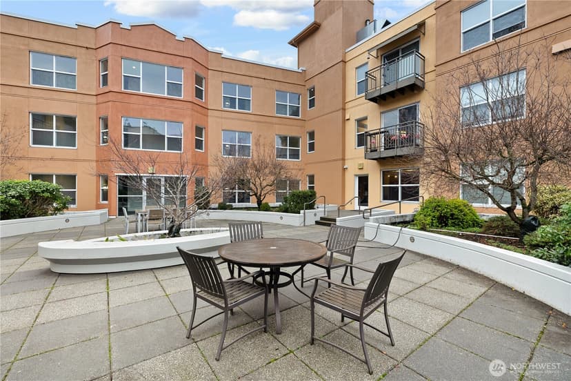 Property photo for 413 NE 70th Street #207, Seattle photo 31