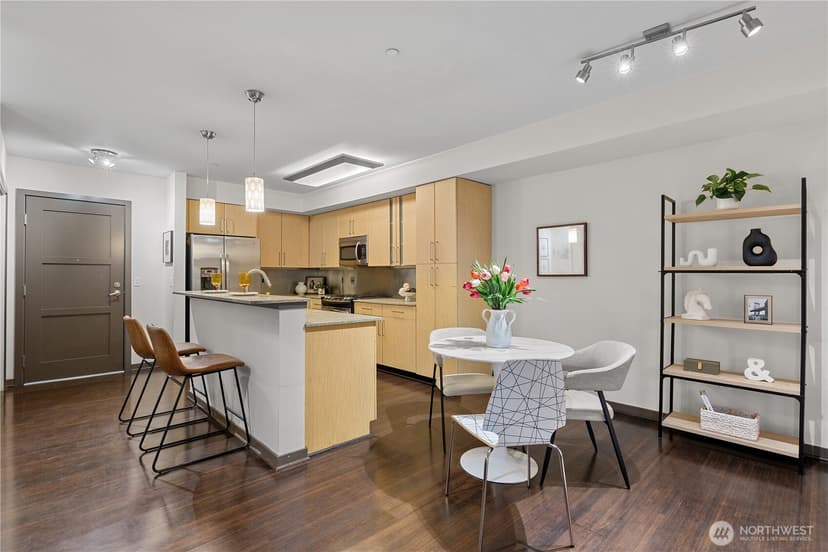 Property photo for 413 NE 70th Street #207, Seattle photo 14