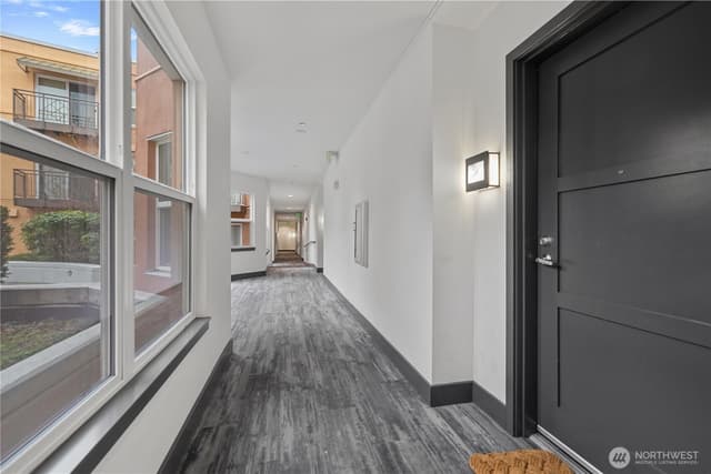 Property photo for 413 NE 70th Street #207, Seattle photo 5