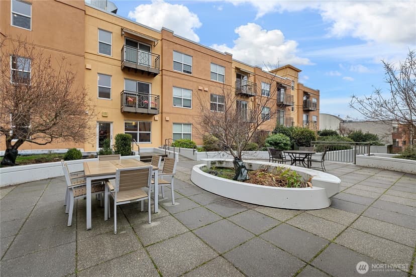 Property photo for 413 NE 70th Street #207, Seattle photo 30