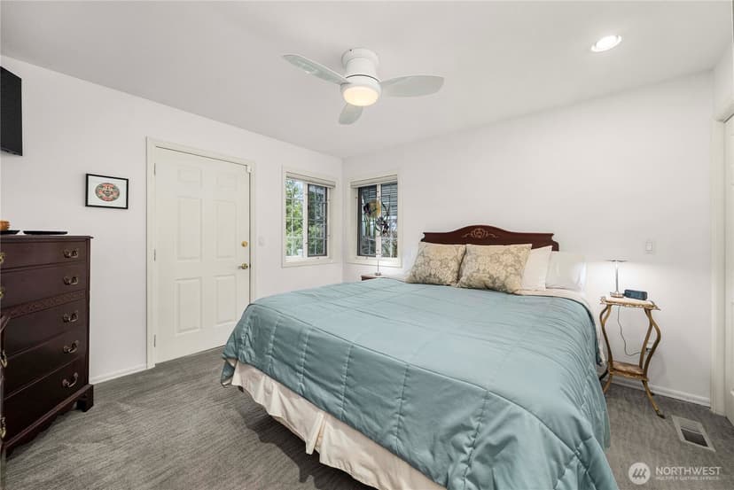 Property photo for 10316 43rd Street E, Edgewood photo 24
