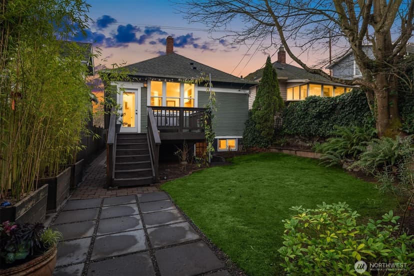 Property photo for 2113 3rd Avenue W, Seattle photo 37