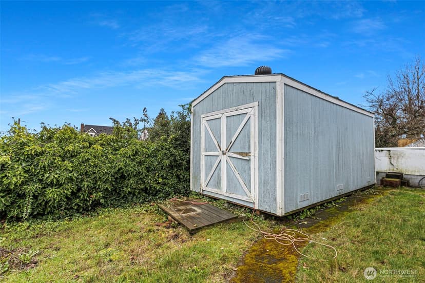Property photo for 624 E Division Lane, Tacoma photo 28