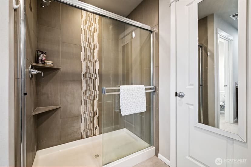 Property photo for 24524 96th Avenue S, Kent photo 25