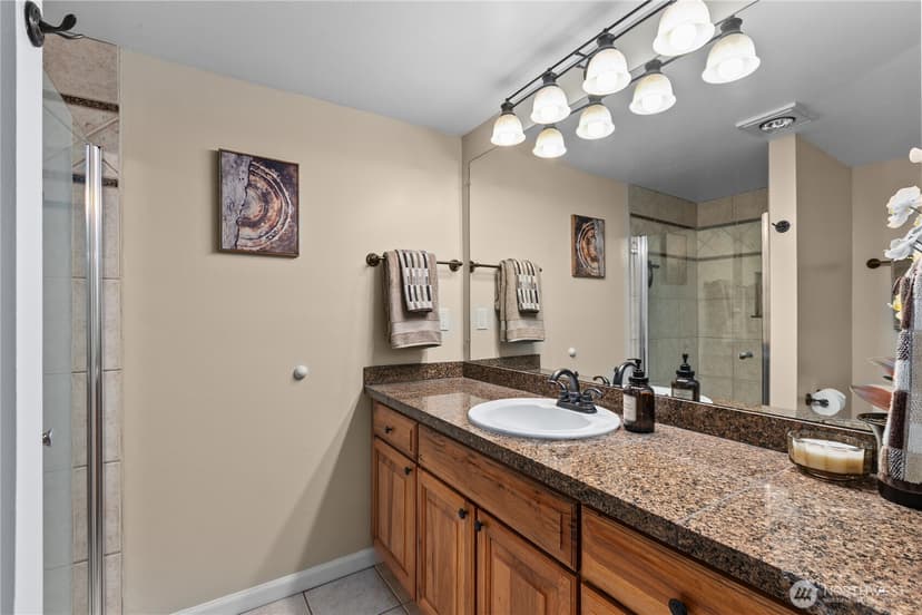 Property photo for 8845 166th Ave NE #B204, Redmond photo 15