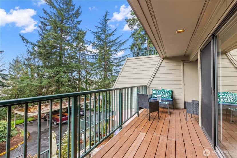 Property photo for 8845 166th Ave NE #B204, Redmond photo 23