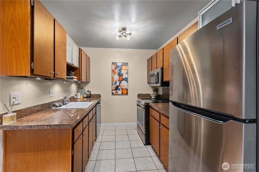 Property photo for 8845 166th Ave NE #B204, Redmond photo 11