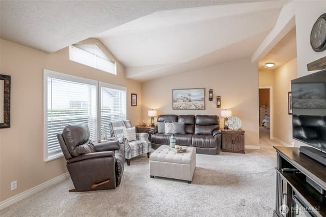Property photo for 15216 122nd Avenue E #3, Puyallup photo 5