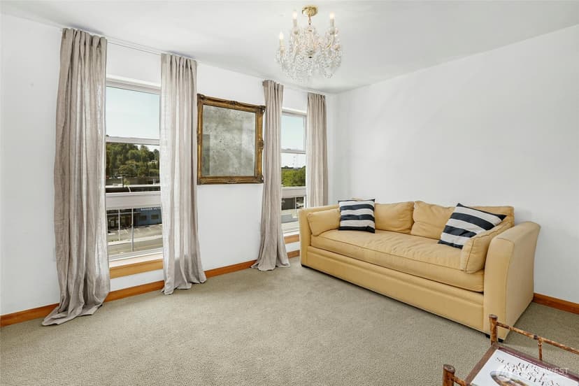 Property photo for 827 Hiawatha Place S #405, Seattle photo 15
