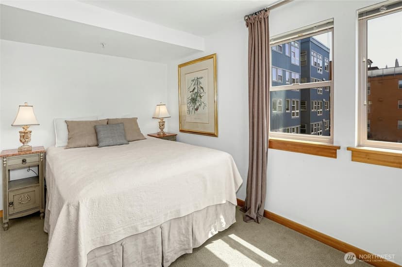 Property photo for 827 Hiawatha Place S #405, Seattle photo 13