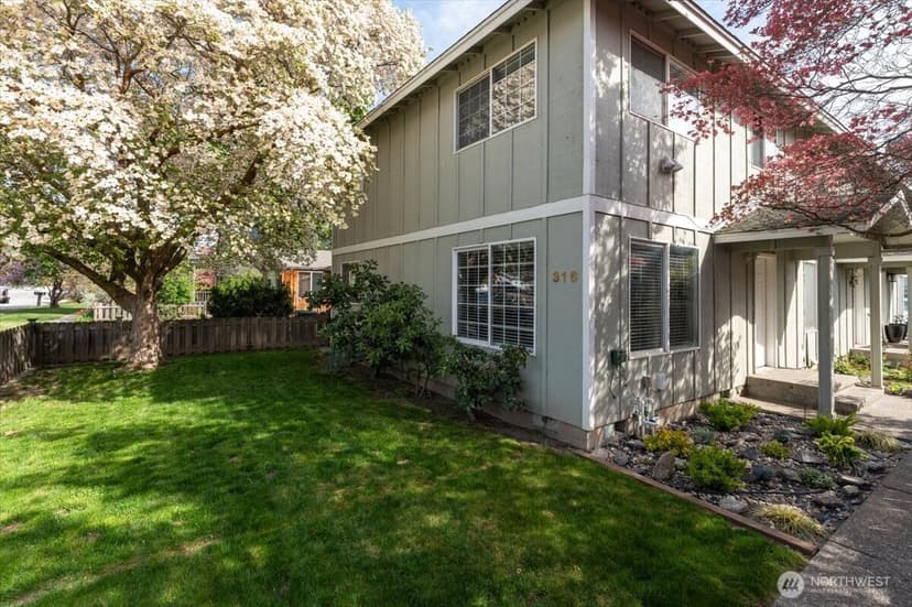 Property photo for 316 E Wapato Avenue #1, Chelan