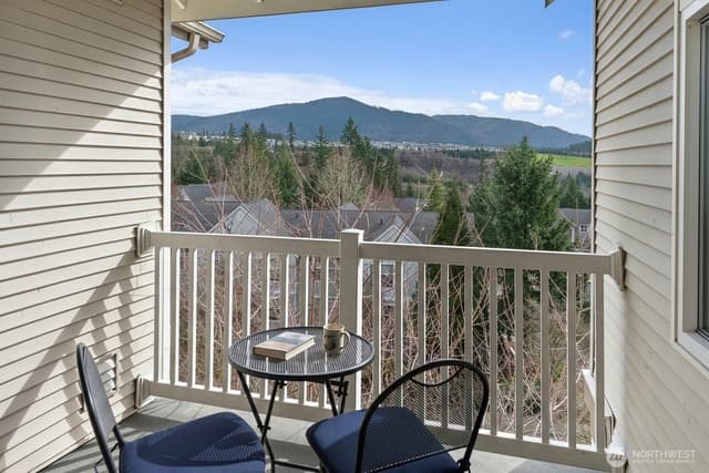 Property photo for 23420 SE Black Nugget Road #F302, Issaquah photo 5