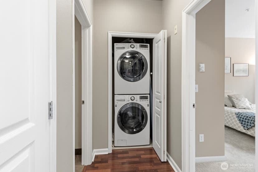 Property photo for 23420 SE Black Nugget Road #F302, Issaquah photo 16