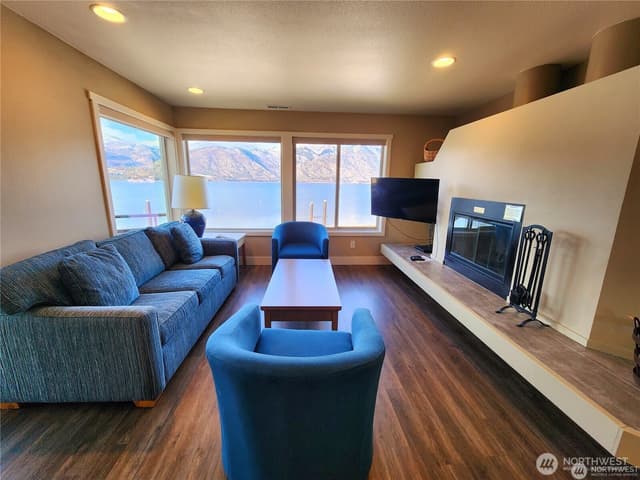 Property photo for 1 Lakeside 719-O, Manson photo 3