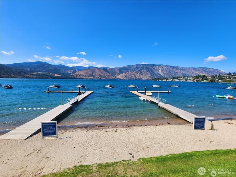 Property photo for 1 Lakeside 719-O, Manson photo 15