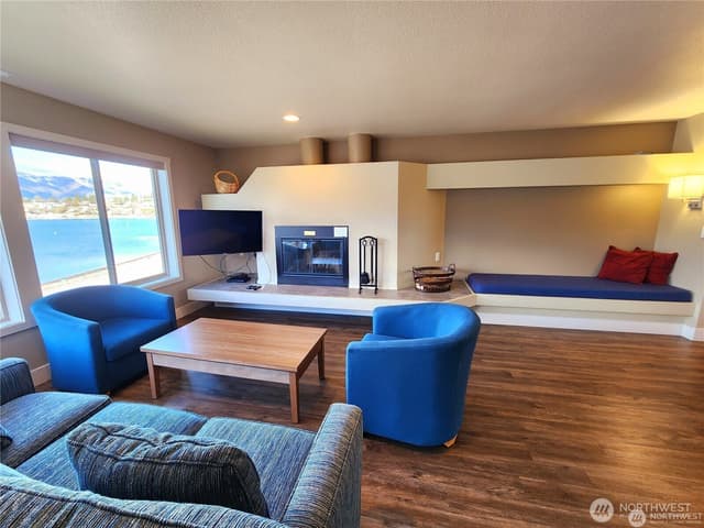 Property photo for 1 Lakeside 719-O, Manson photo 4