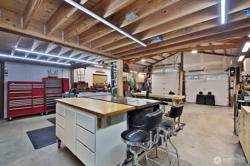 Property photo for 2999 Saratoga Road, Langley photo 36