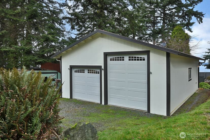 Property photo for 2999 Saratoga Road, Langley photo 33