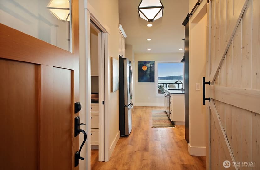 Property photo for 2999 Saratoga Road, Langley photo 10