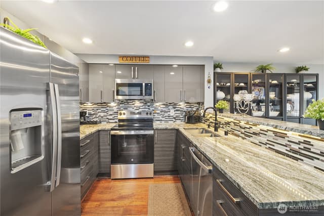 Property photo for 26205 116th Avenue SE #A-203, Kent photo 3