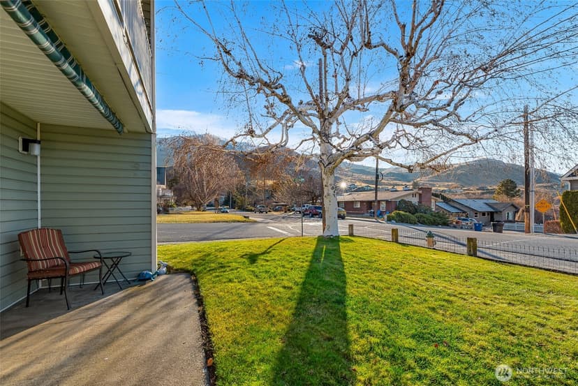 Property photo for 321 S 3rd Street #1, Chelan photo 27