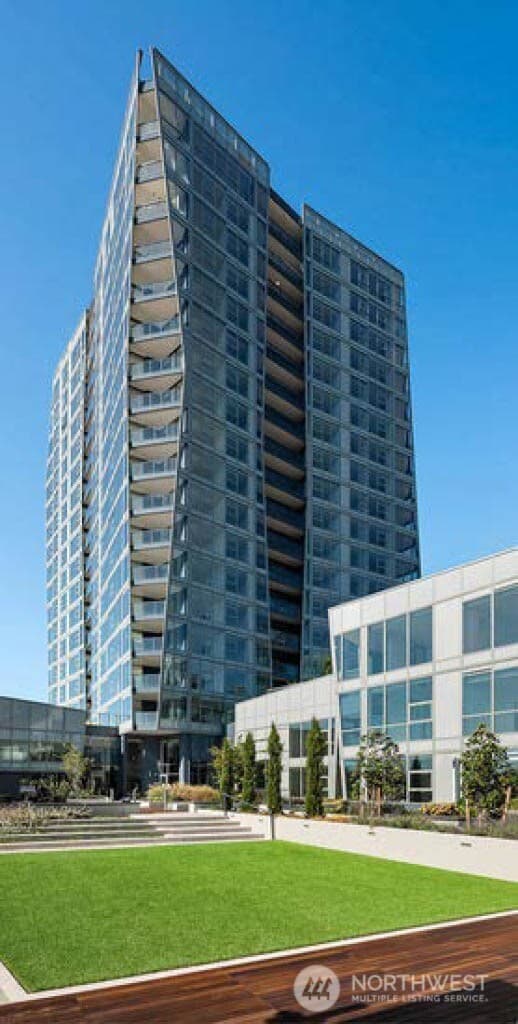 Property photo for 188 Bellevue Way NE #303, Bellevue photo 32