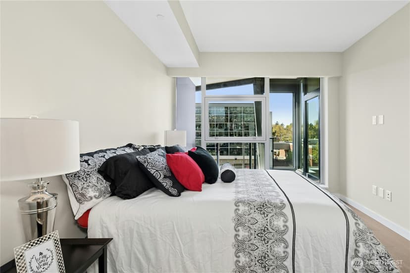Property photo for 188 Bellevue Way NE #303, Bellevue photo 12