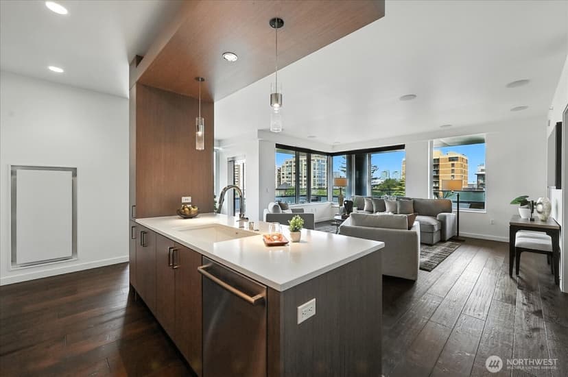 Property photo for 1321 Seneca Street #505, Seattle photo 7