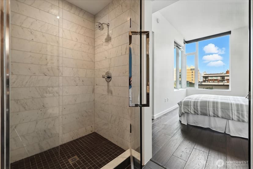 Property photo for 1321 Seneca Street #505, Seattle photo 28