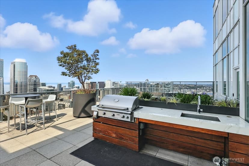 Property photo for 1321 Seneca Street #505, Seattle photo 33