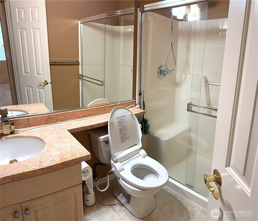 Property photo for 13000 Admiralty Way #B201, Everett photo 11