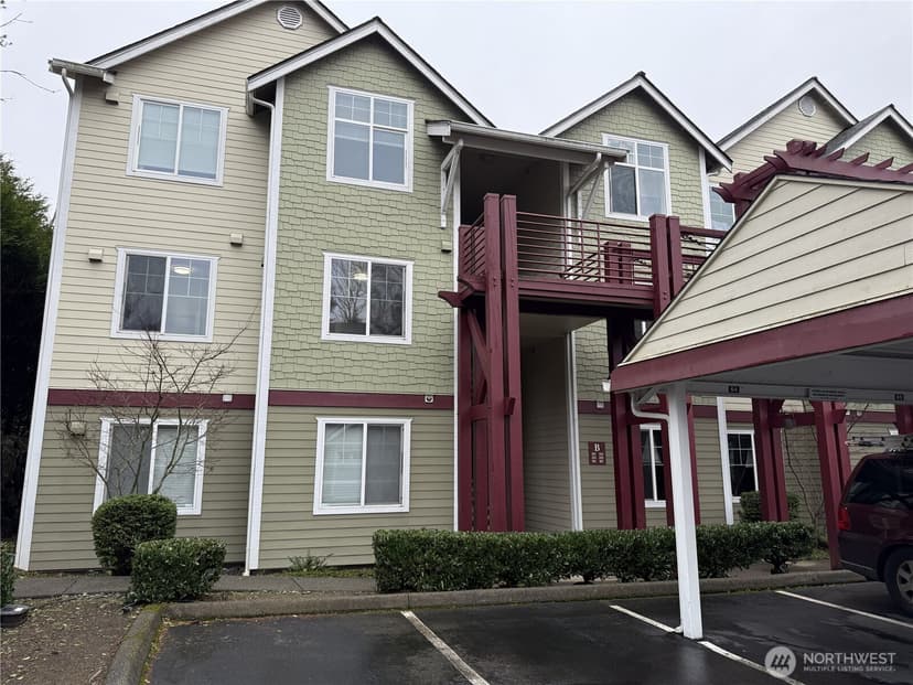 Property photo for 13000 Admiralty Way #B201, Everett