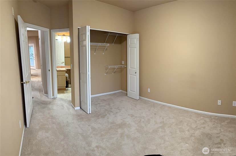 Property photo for 13000 Admiralty Way #B201, Everett photo 10
