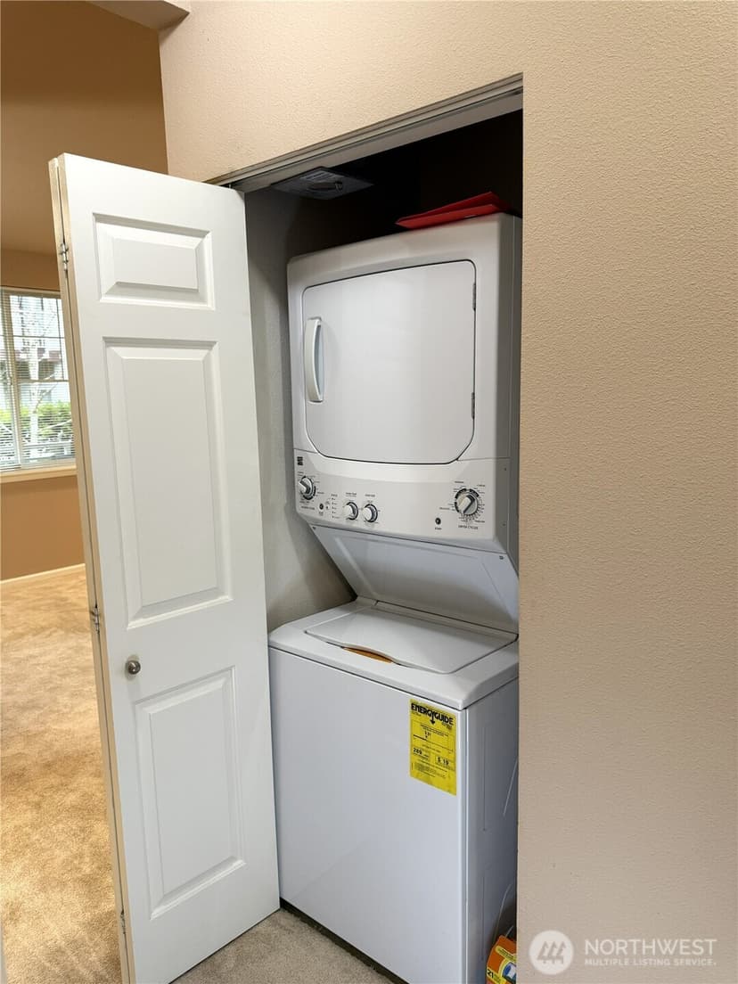 Property photo for 13000 Admiralty Way #B201, Everett photo 9