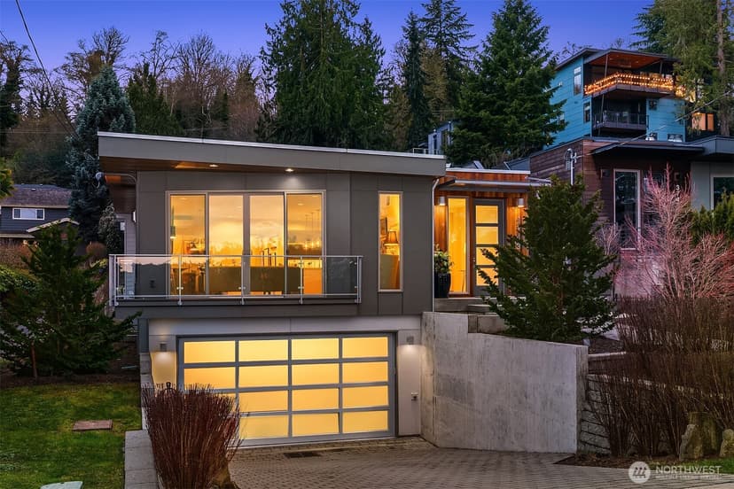 Property photo for 3743 W Commodore Way, Seattle photo 40