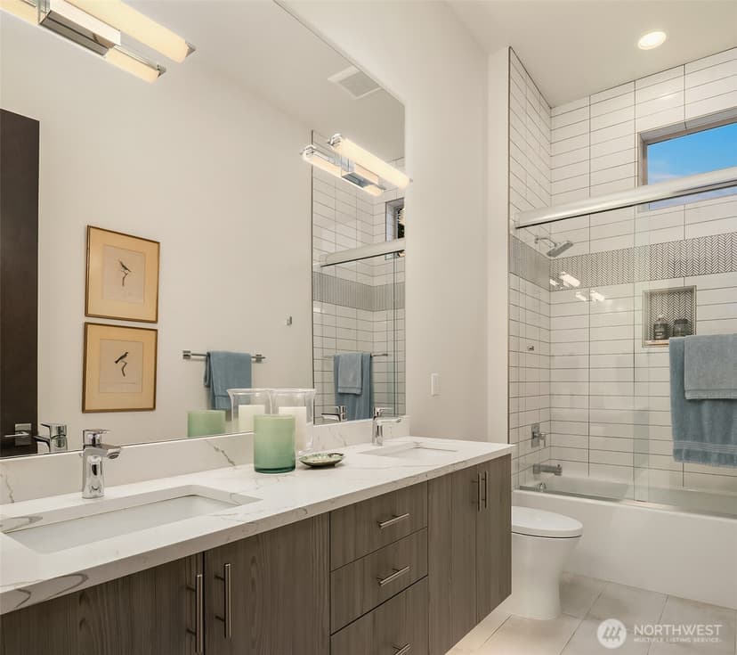 Property photo for 3743 W Commodore Way, Seattle photo 25