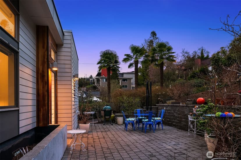 Property photo for 3743 W Commodore Way, Seattle photo 34