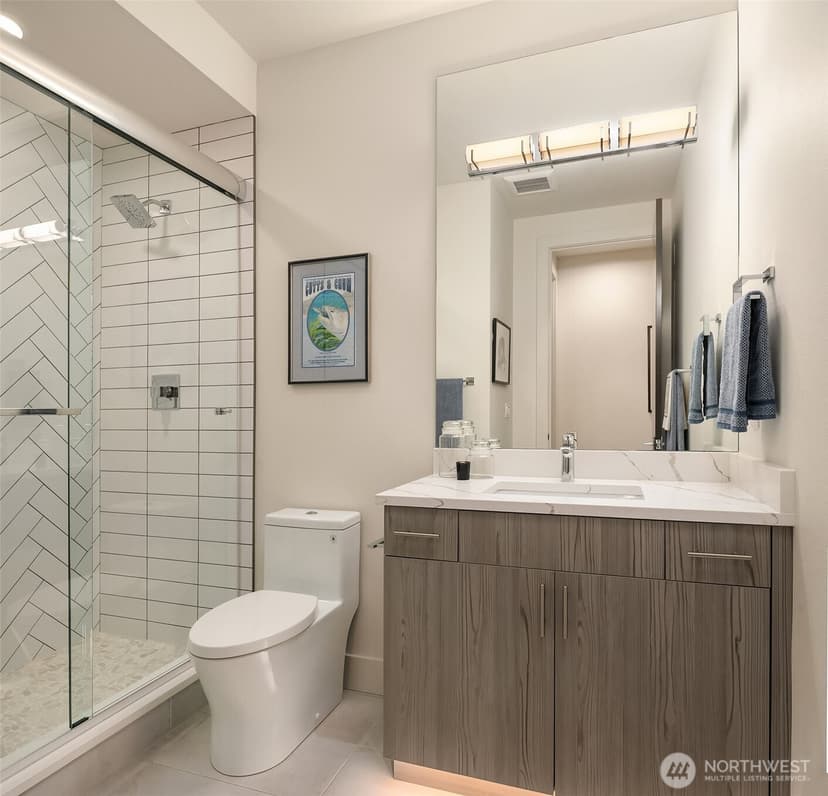 Property photo for 3743 W Commodore Way, Seattle photo 31