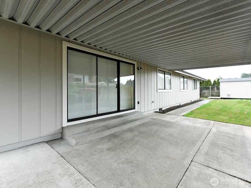 Property photo for 1308 133rd Street S, Tacoma photo 29