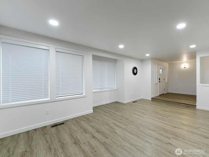 Property photo for 1308 133rd Street S, Tacoma photo 10